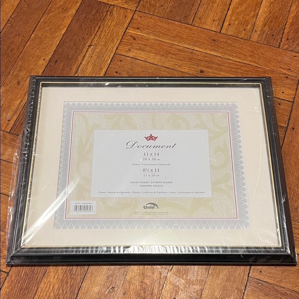 Document Frame - Picture 2 of 5